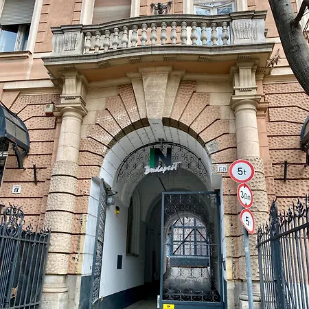 Roland Downtown - Rottenbiller Appartement