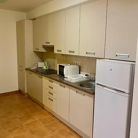 Roland Downtown - Rottenbiller